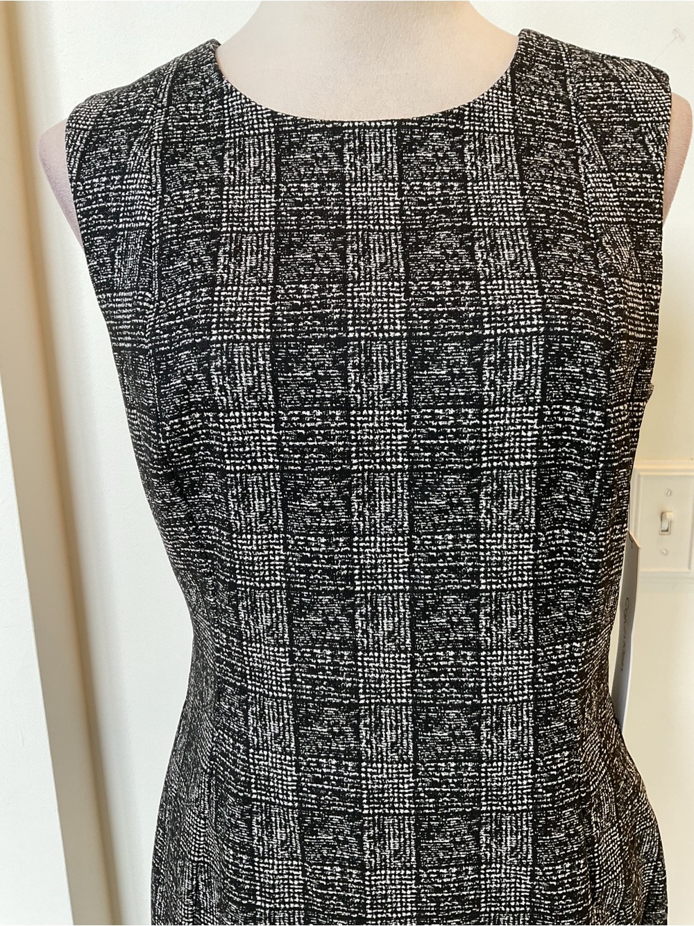 Calvin Klein Sleeveless Gray Plaid Midi Sheath Dress - Picture 2 of 9